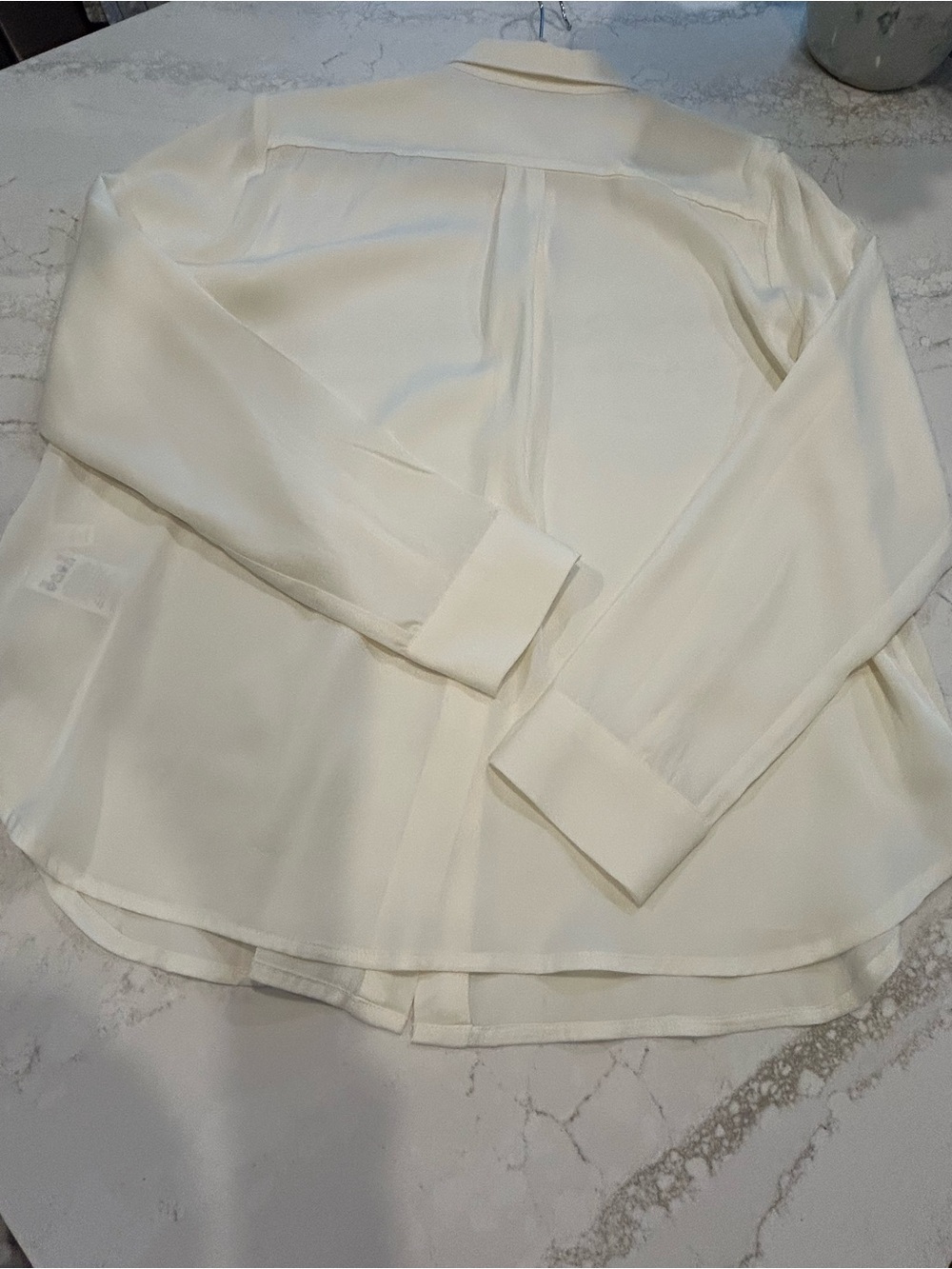 Silk Blouse in a Rich Shade of Creamy
Off White, Size Small, Loose Fit - Picture 6 of 12